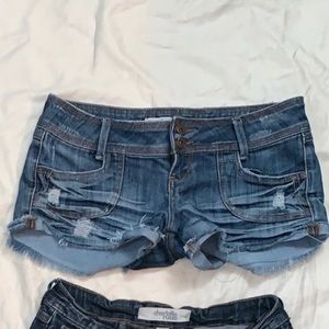Women’s Shorts - Size 8